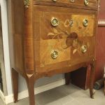 777 5466 CHEST OF DRAWERS